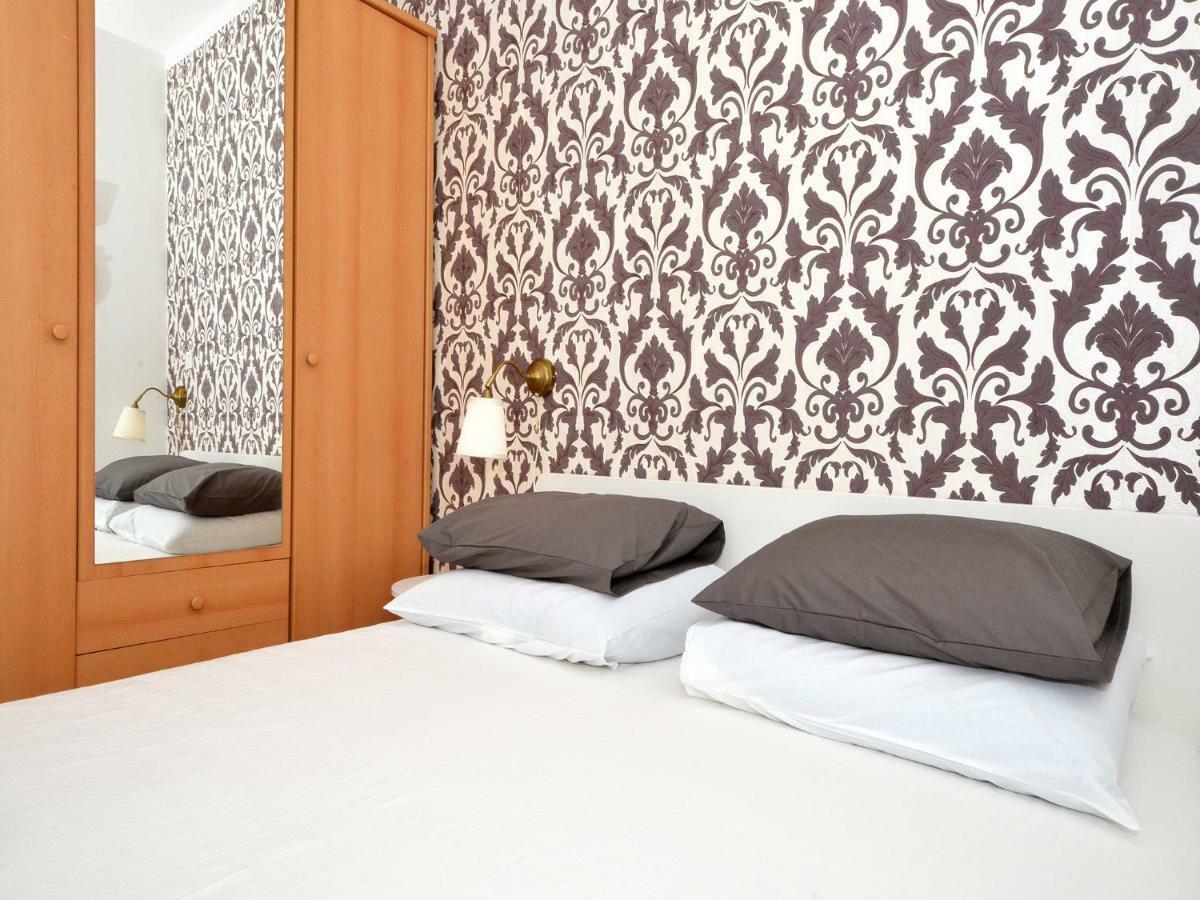 4 Us Apartment Rogoznica  Luaran gambar
